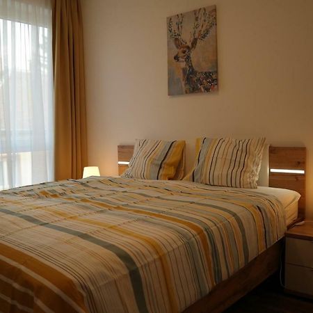 Holiday Apartman With Free Parking Győr Exterior foto
